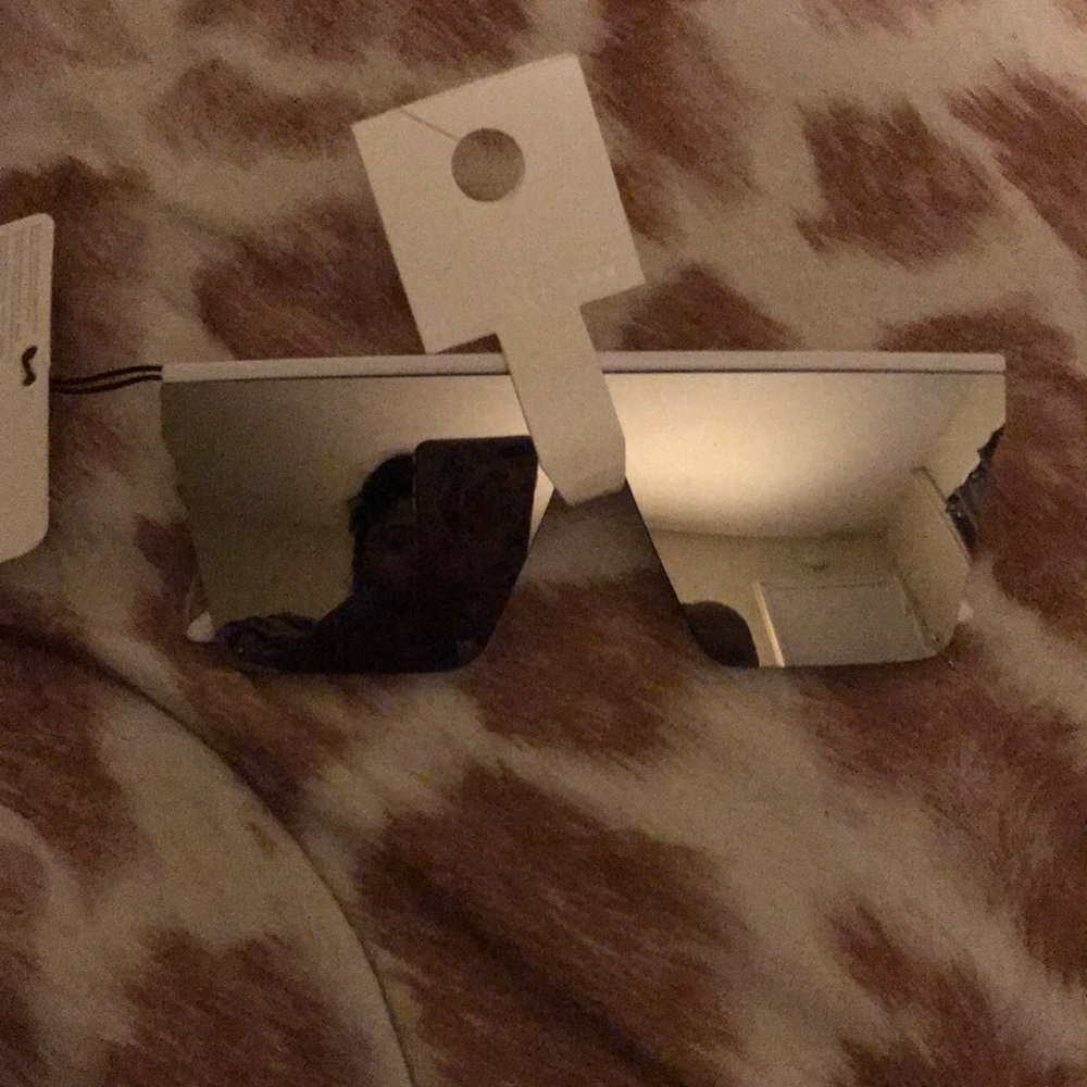 New sunglasses with tags